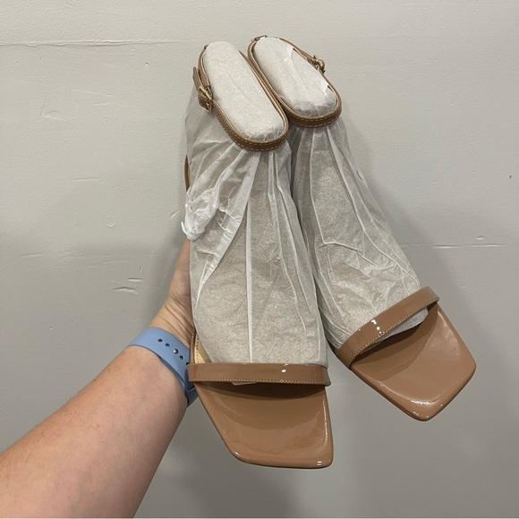 Marc Fisher Jalina Ankle Strap Sandal in Light Natural Size 10 Square Toe - Picture 4 of 8